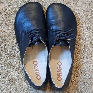Origo New Derby in Black, size 10